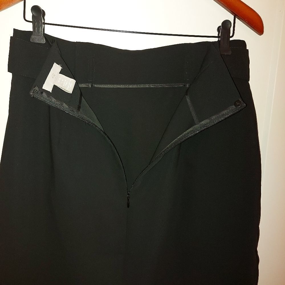 H&M black skirt - Picture 4 of 7